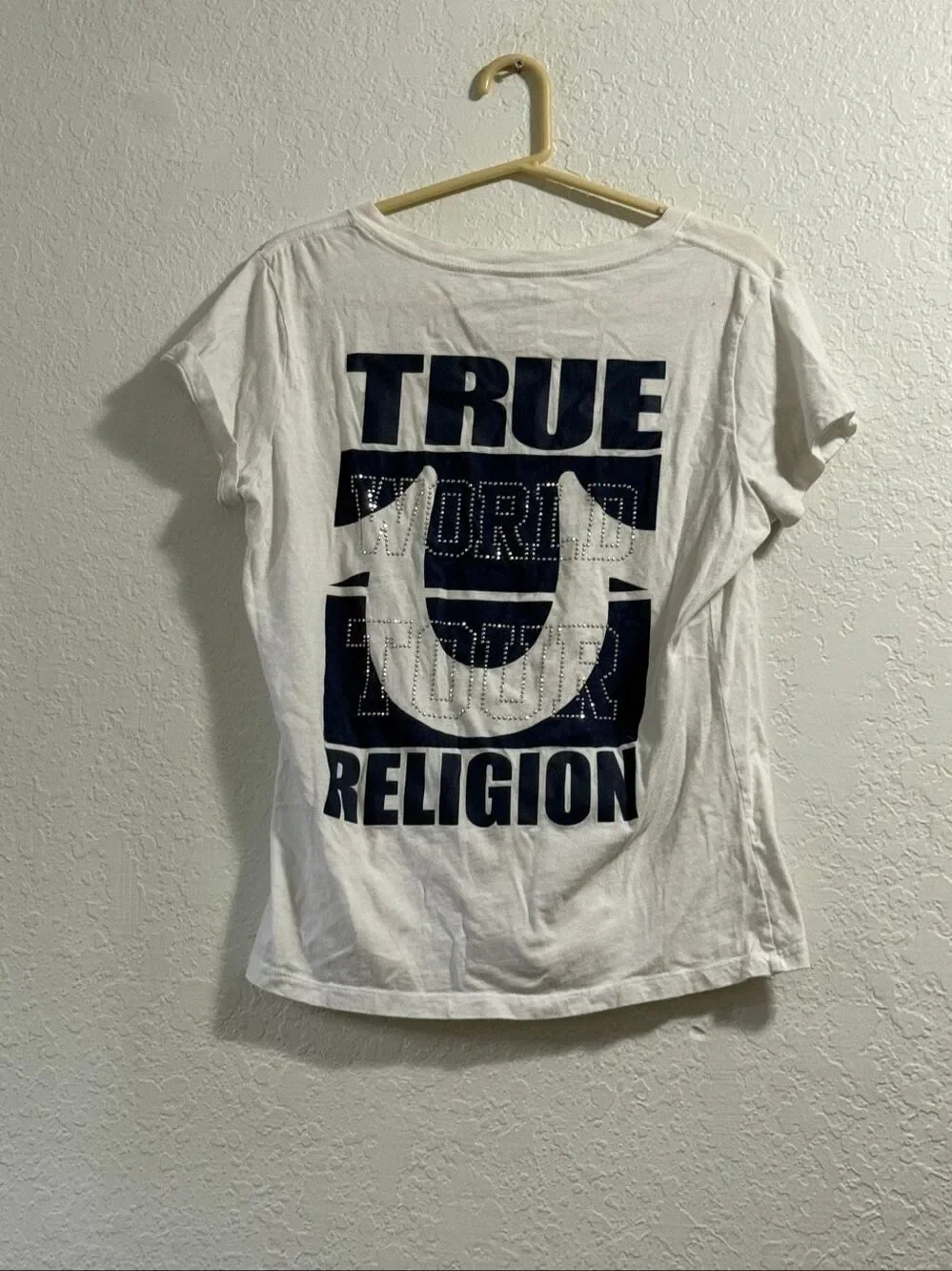True Religion Women's Crystal Embellished Horseshoe Deep V-Neck Tee T-Shirt XL